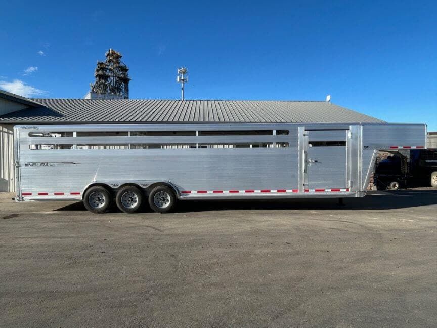 2027 Hillsboro Endura XD 7.5x32 Aluminum Gooseneck Stock Trailer 25K