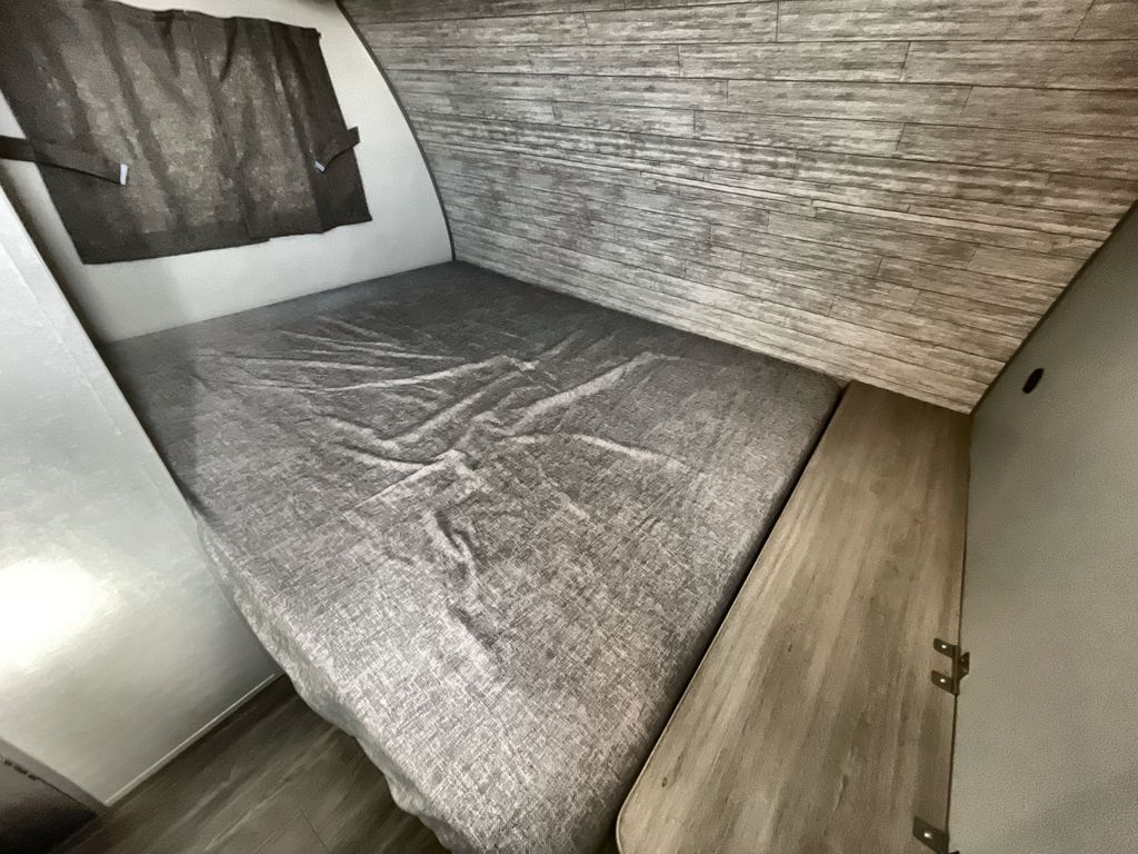 Main image 37
