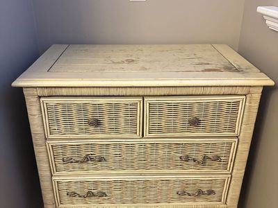 Wicker Dresser Table