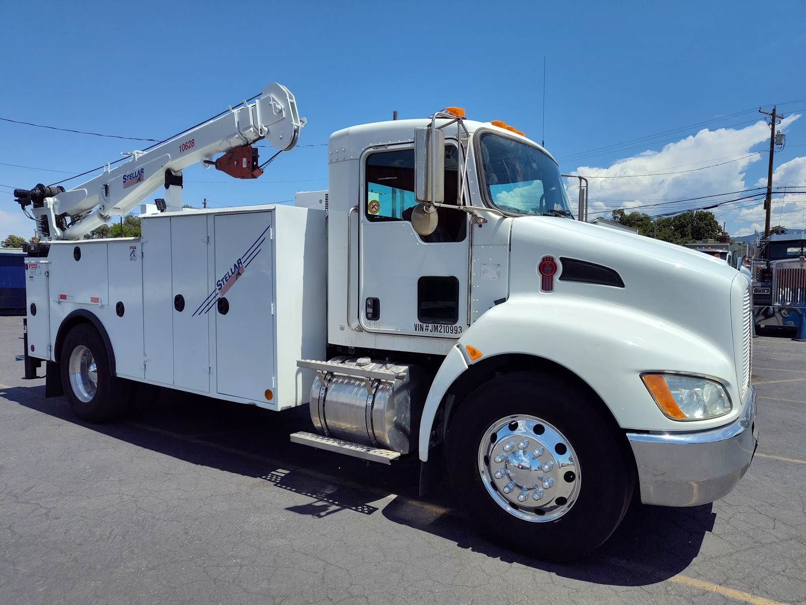 2018 Kenworth T370 Conventional Day Cab, Mechanic / Service Truck. Low Miles! Only 55,000