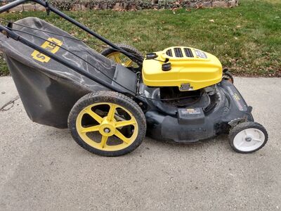 Stanley 22" mulcher mower with bag