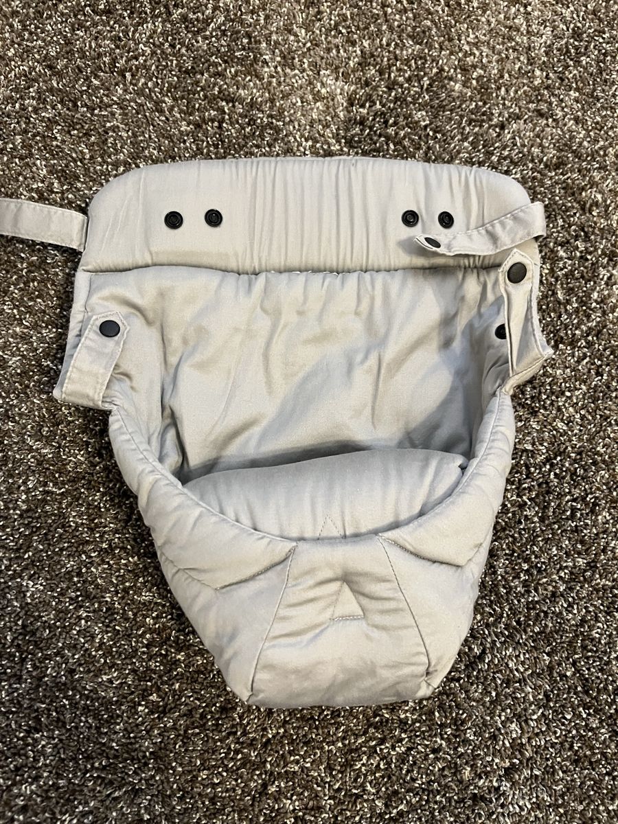 Ergo baby infant insert