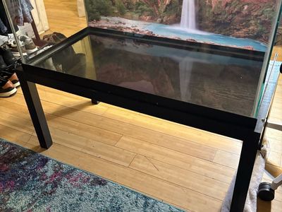 40 gallon Reptile Tank with Waterfall Background and Stand