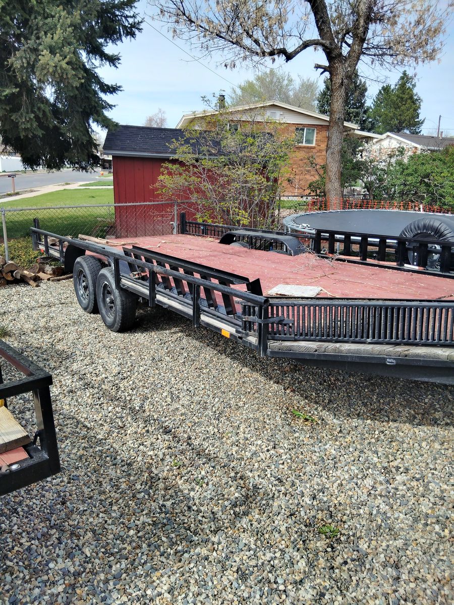 22' flatbed trailer