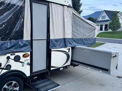 2018 Viking Forest River 2485 SST Slideout