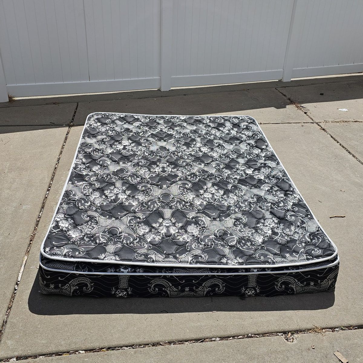 RV Queen Mattress 75" x 60"