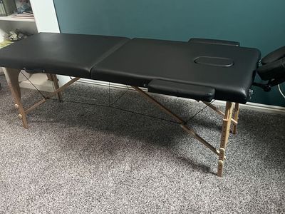 Massage table