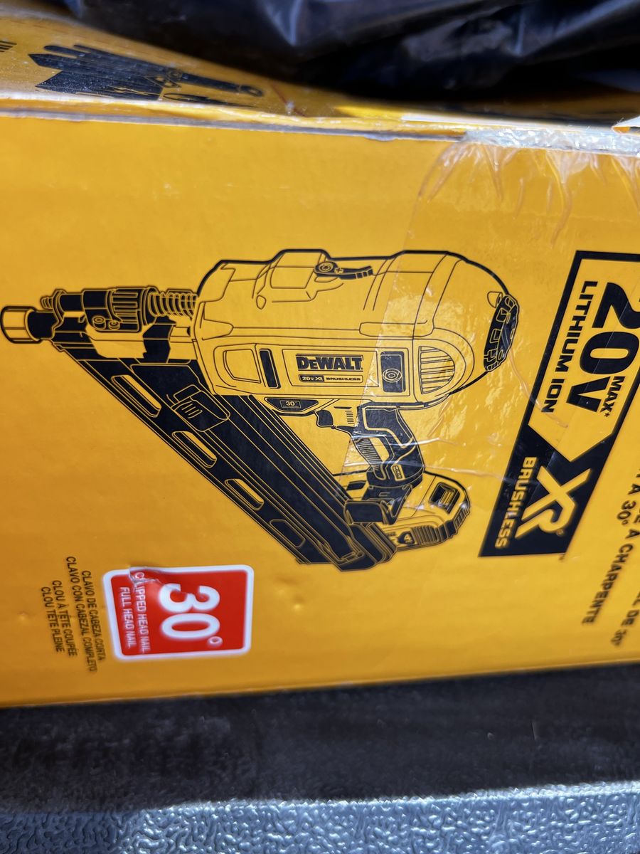 30degree dewalt cordless brushless 20v nailer