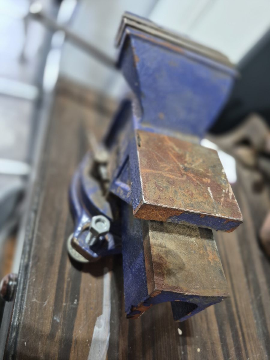 Main image 2