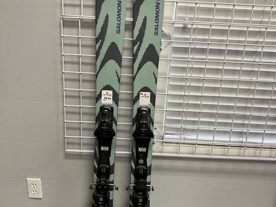 Salomon QST 92 146cm w/Salomon M10 GW Adjustable Bindings
