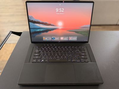 Asus Gaming ROG Zephyrus, i9, RTX 3070, 16 GB RAM, lightly used with box