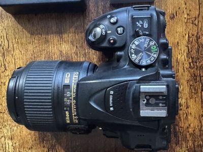 Nikon d5300 / Nikkor 35 mm af-s 35 mm ED Prime, f/1.8 - F mount