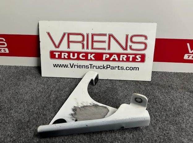 Peterbilt Left Bracket