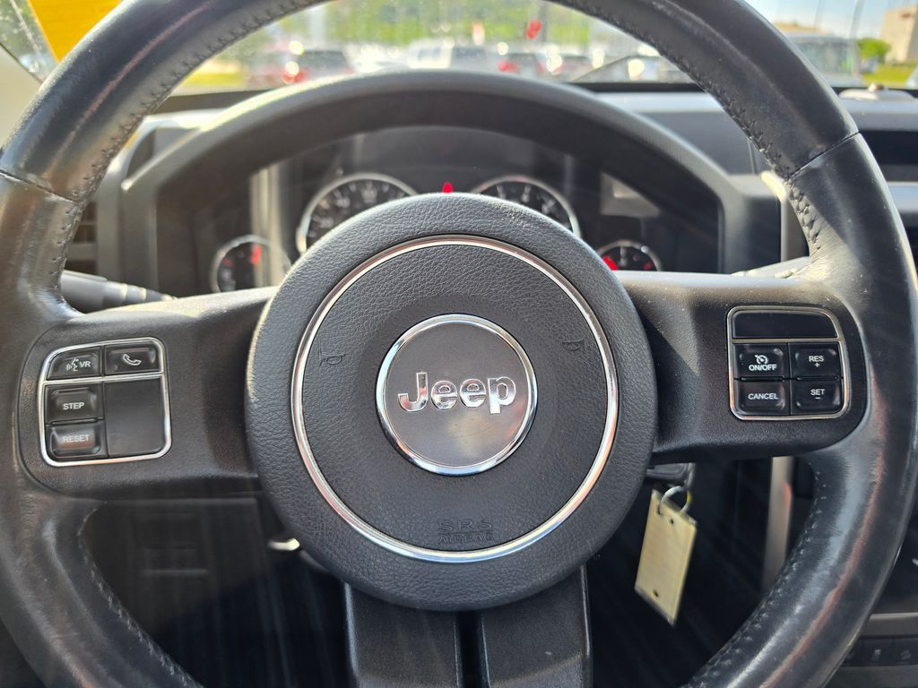 Main image 17