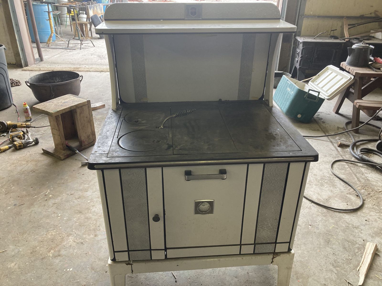 Estate Heatrola Stove