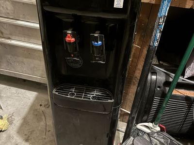 AQUVERSE hot and cold water dispenser