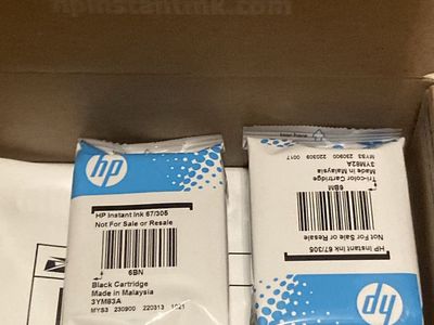 HP Instant Ink 67/305 Black & Tri-Color Cartridges - New, Unopened
