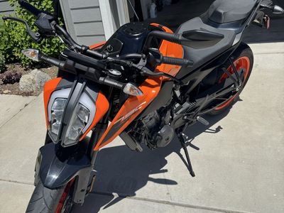 2020 KTM Duke 790
