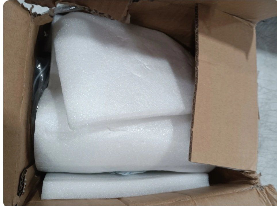 Main image 7