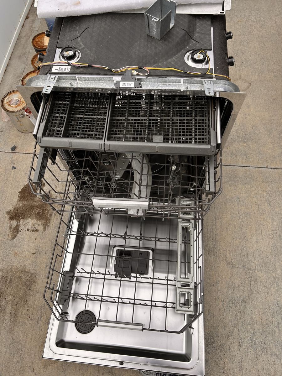 Main image 3