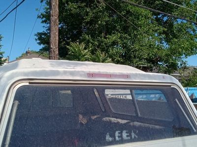 vintage LEER topper shell- fits 73-87 Chevy/GMC short bed (6.5ft). Square body