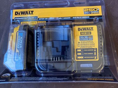 DEWALT POWERSTACK 20V MAX Lithium Ion Battery & DCB112 Charger Kit - New in Package