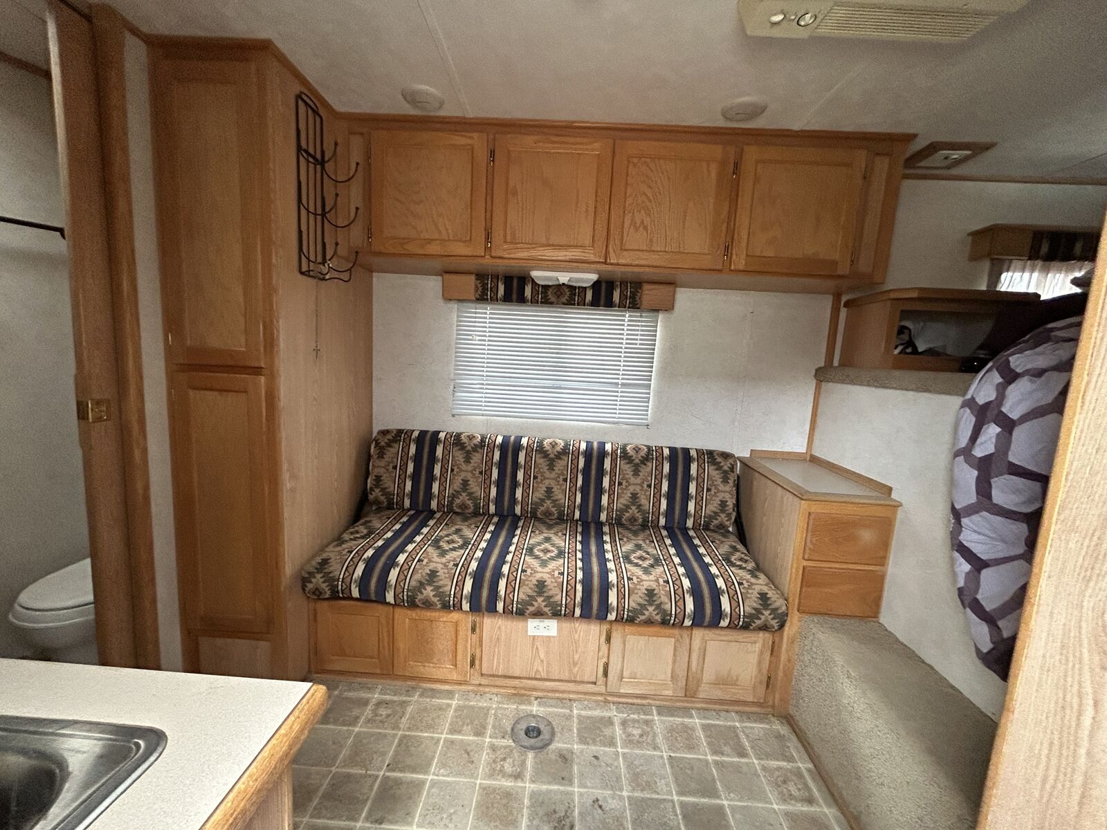 2004 4 horse living quarters