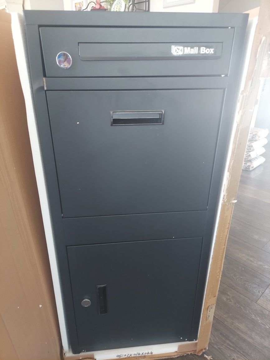 Brand New Large Black Metal Mail Box