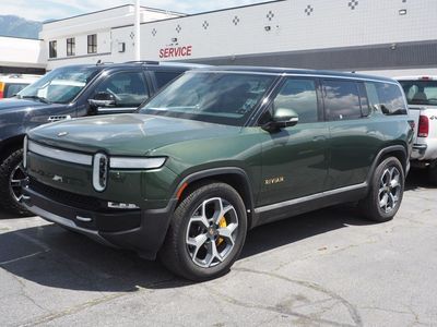 2024 Rivian R1S Adventure