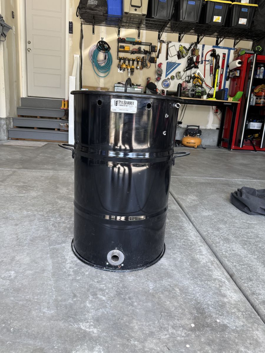 18.5" Pit Barrel Cooker + BBQ Guru Fan Attachment