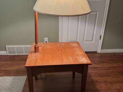 Side Table With Lamp