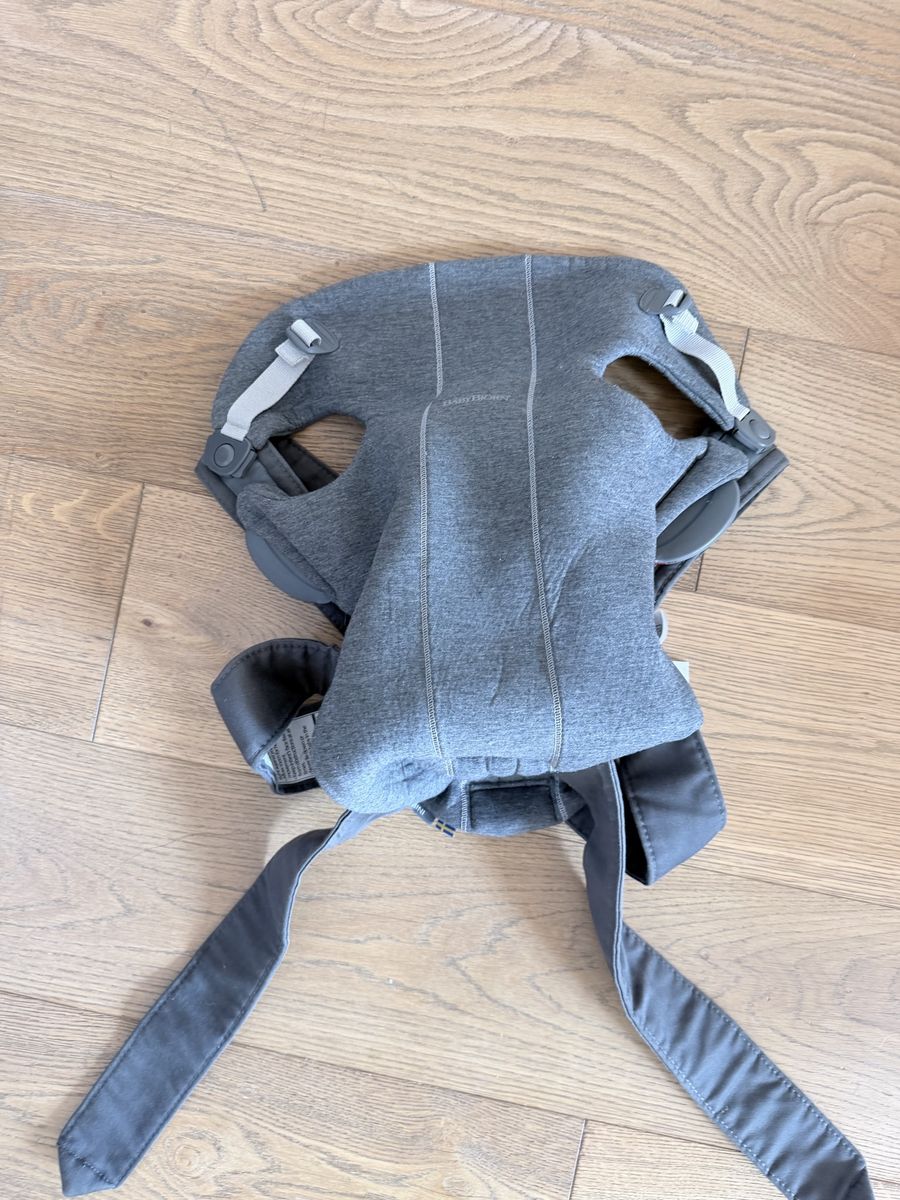 Baby bjorn baby carrier