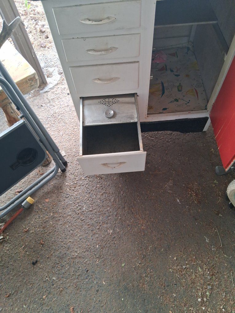 Main image 4