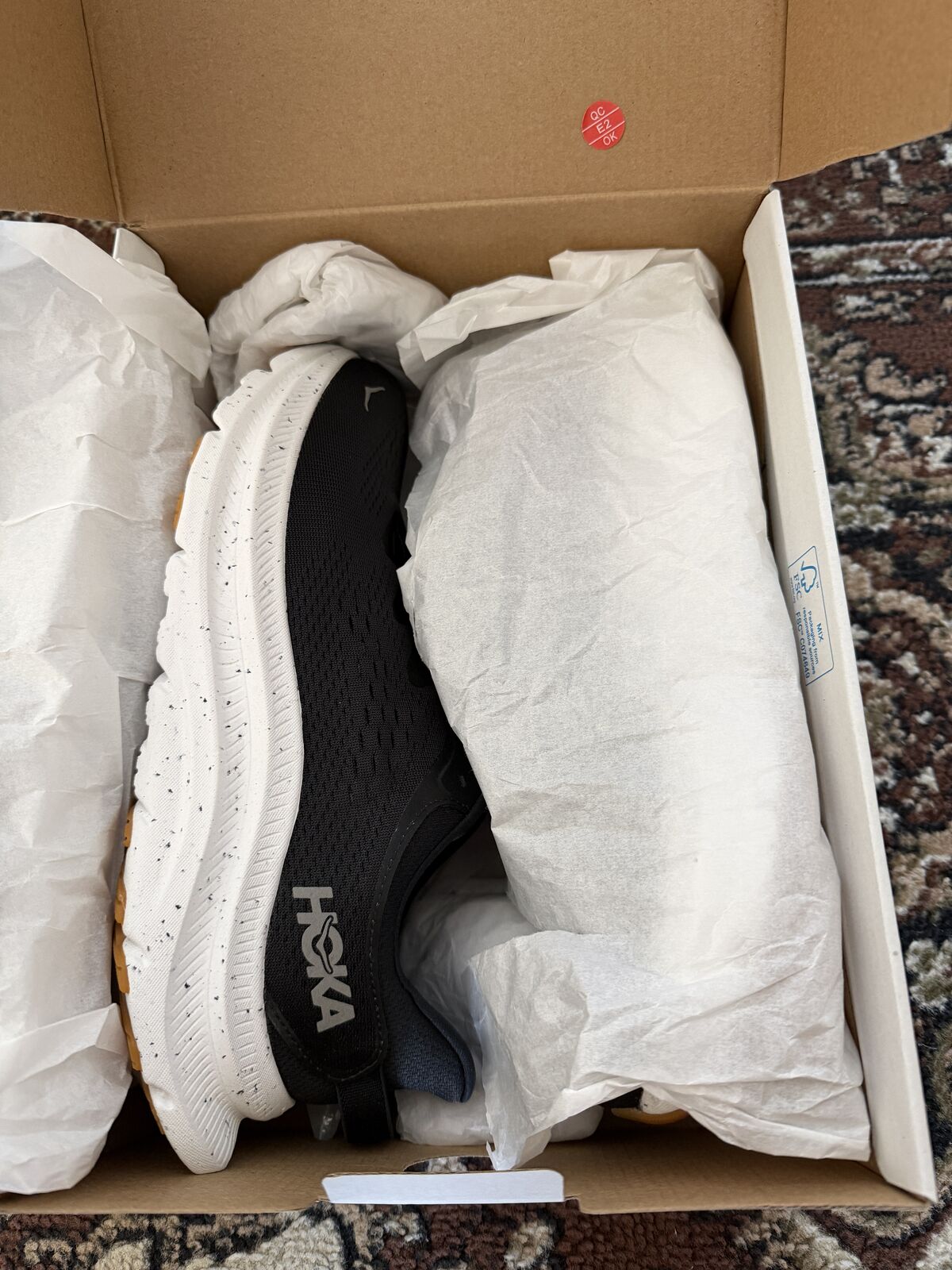 BNIB Hoka Kawana 2, Men's Size 8.5D, 1147930/BWHT