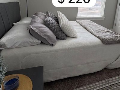Bedroom set