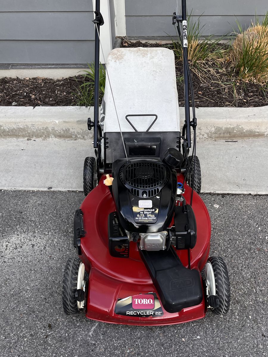 Self Propelled Toro Recycler Lawn Mower