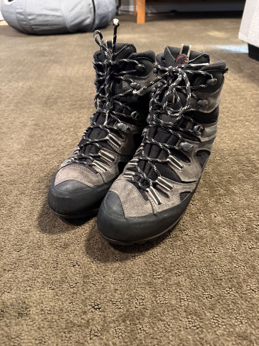 Mammut Mountaineering Boots