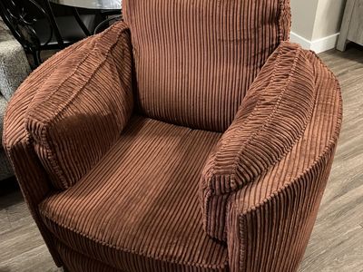 Brown Orange Swiveling Recliner Armchair Couch