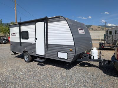 2023 Coleman 17R Camper Trailer