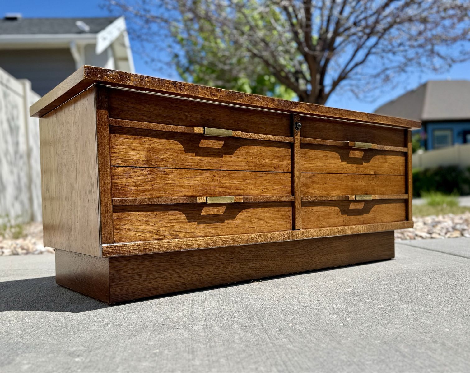 Vintage Lane Cedar Chest