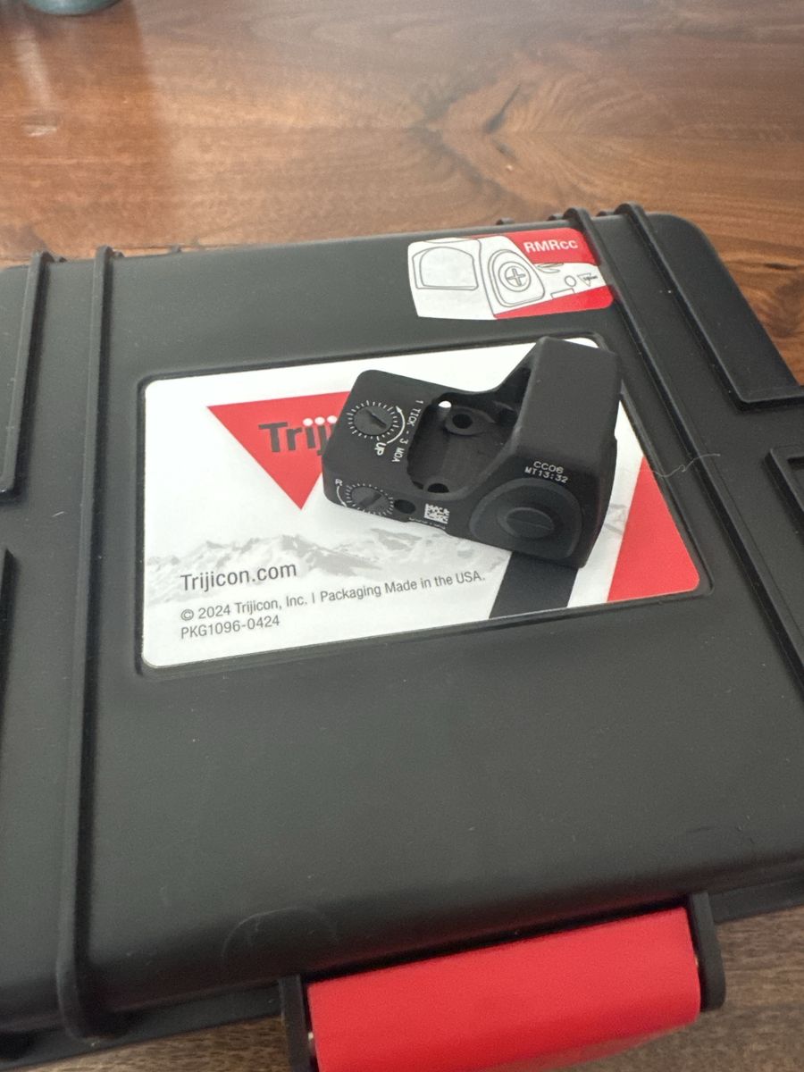 Brand New Trijicon RMRcc Red Dot Sight with Original Case