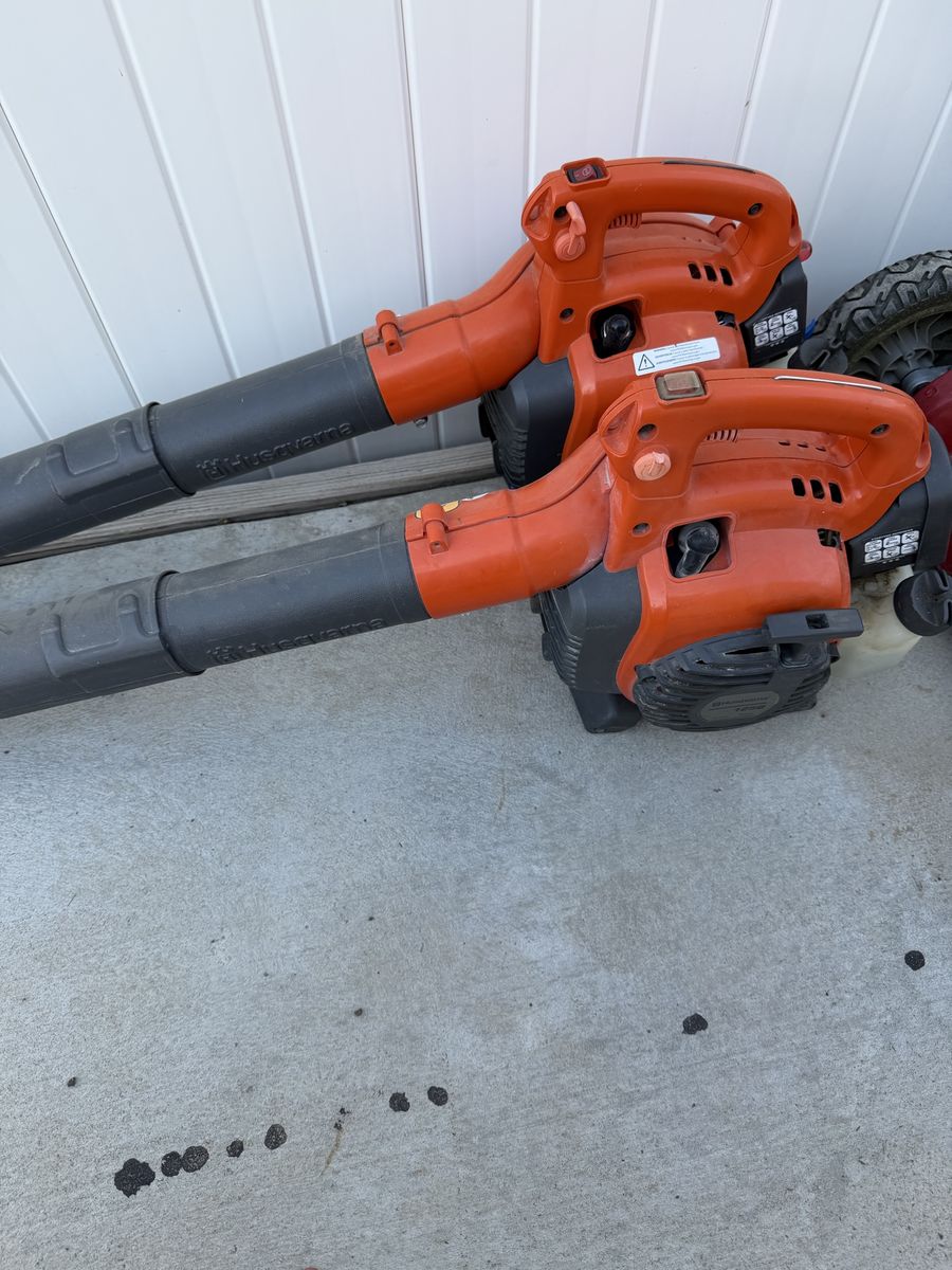 Leaf Blower
