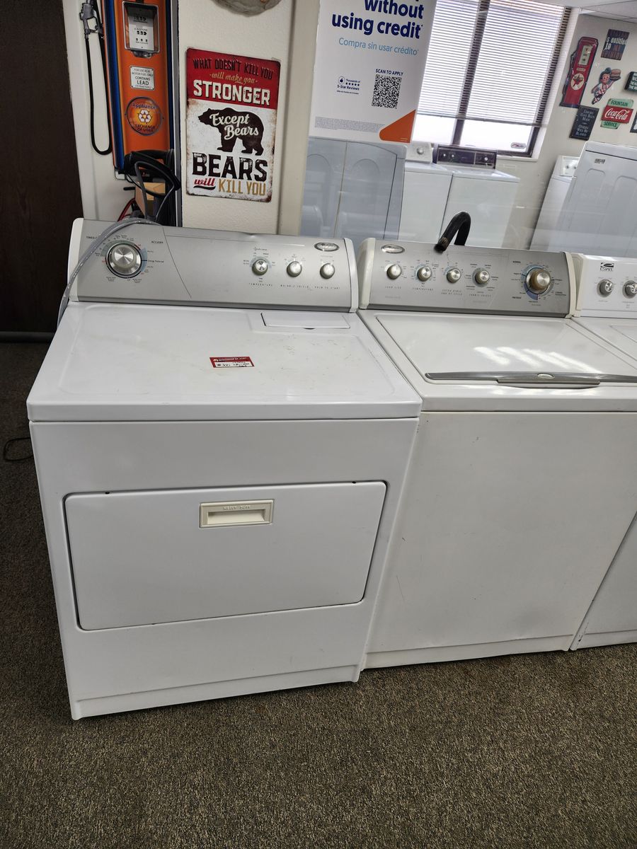 WHIRLPOOL TOPLOAD WASHER AND ELECTRIC DRYER SET!