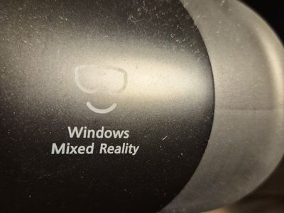 Samsung Gear VR with accessories