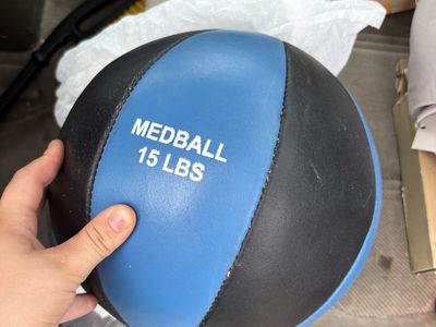 15 lb Medicine Ball – Great Condition