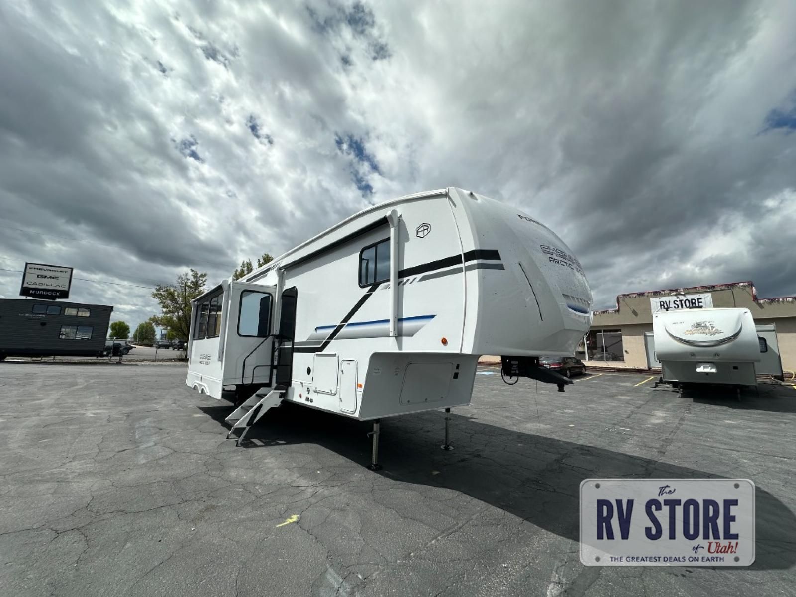 2026 Forest River RV Cherokee Arctic Wolf 331BH Bath and a Half|Bunkhouse|Front Bedroom|Kitchen Island|Outdoor Kitchen