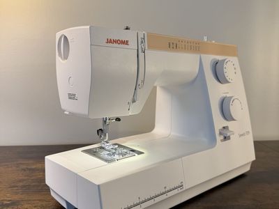 Janome Sewist 709 | Like New | Fully Tested | Ready to Sew