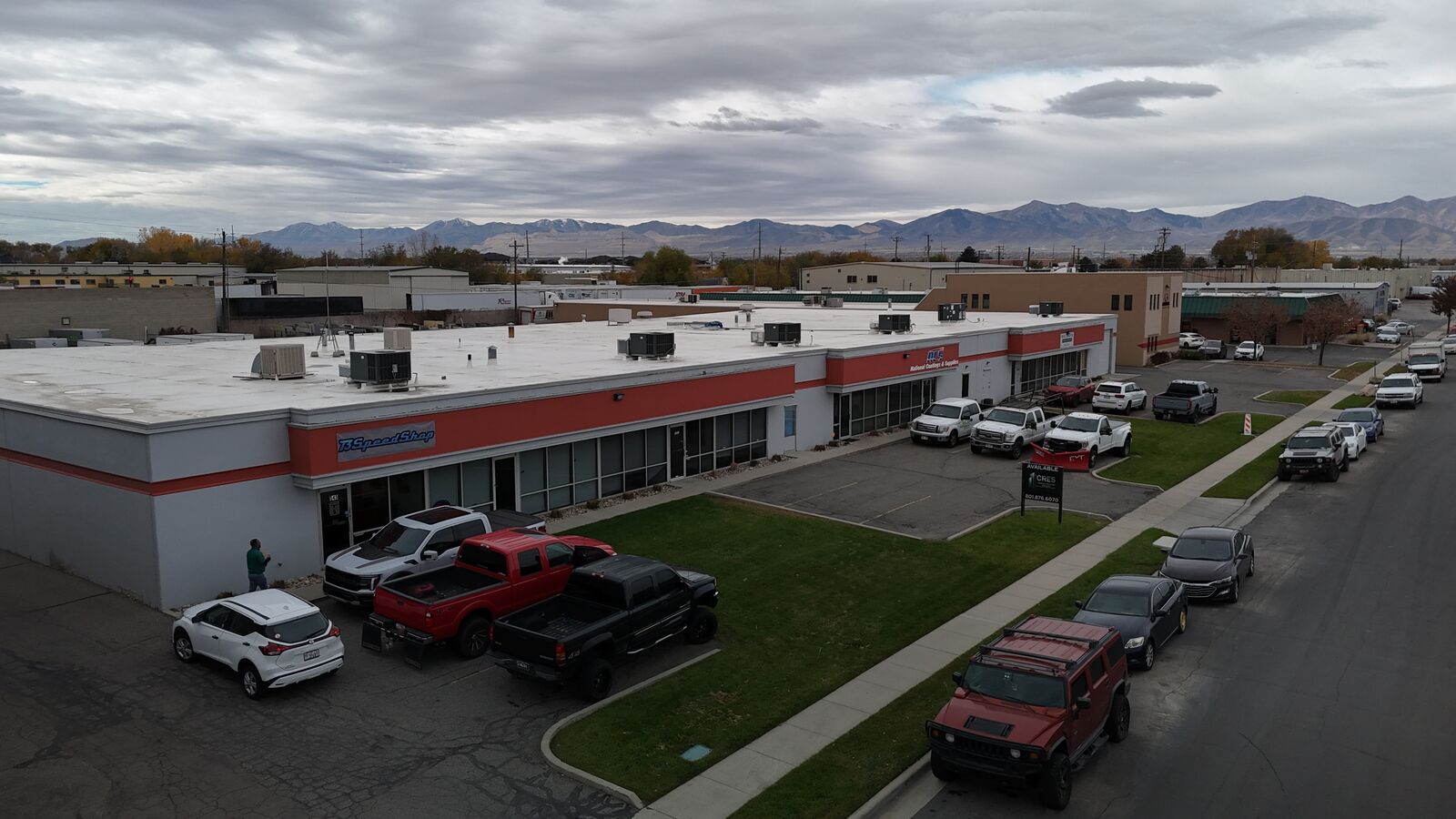 3,536 SF Office Warehouse For Lease S.SLC