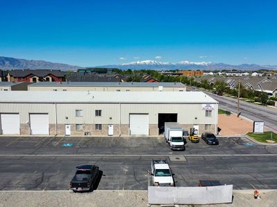Owner/User Flex Warehouse For Sale Near I-15