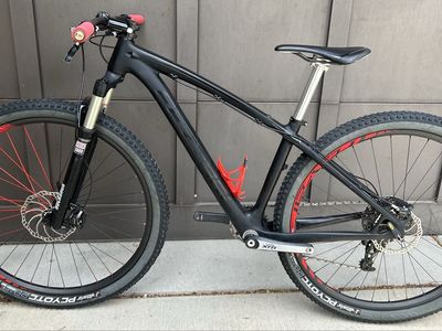 Fezzari Solitude Carbon, XC Mtb, Small, 19 lbs